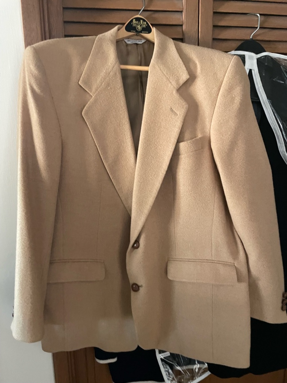 Men's Camel Wool Blend Blazer - Classic Tailored Sport Coat
